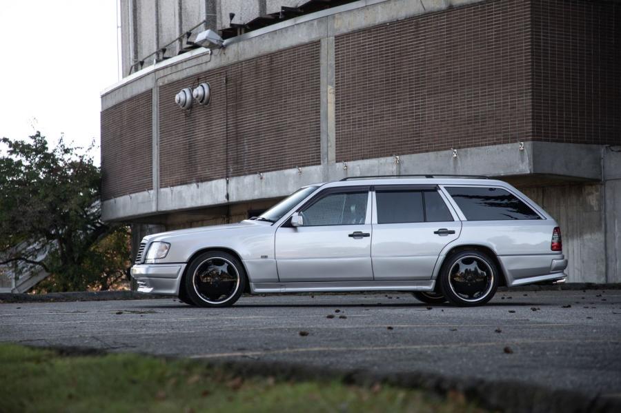  Mercedes-Benz 300 TE 4Matic (S124) 1993 года  (фото 6 из 89)